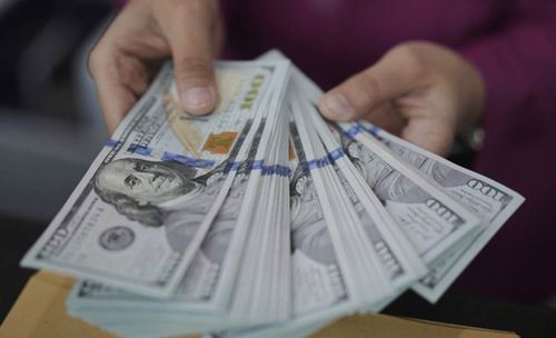 Tỷ giá USD được niêm yết ở mức 26.000 đồng/USD khi mua tiền mặt. Ảnh minh họa