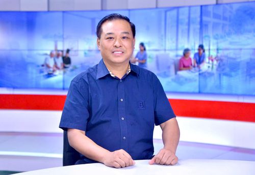 Ông Đinh Hồng Phong, Phó Giám đốc Sở Y tế Hà Nội trao đổi tại Chương trình. Ảnh: Viết Thành