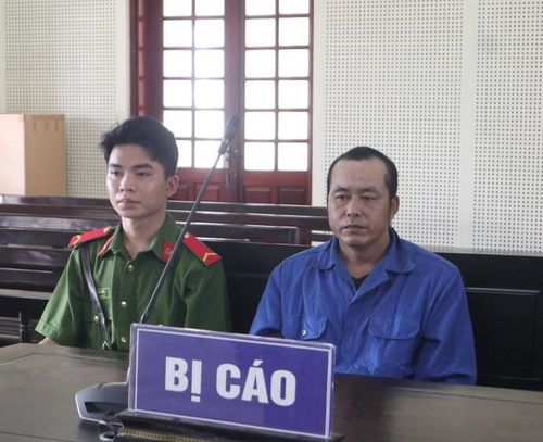 Bị cáo Lương Văn Hưng tại phiên tòa. Ảnh: Q.D.