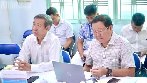 Đại biểu dự buổi làm việc. (Ảnh: KHANG ANH)