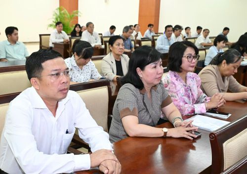  Đại biểu dự hội nghị. Ảnh: VIỆT DŨNG 