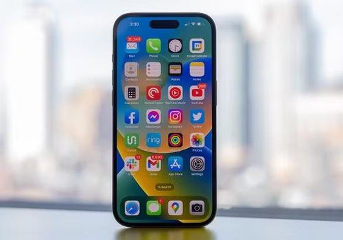 Xóa ảnh, video, ứng dụng không dùng và các nội dung tải xuống là những cách đơn giản để giải phóng bộ nhớ iPhone.