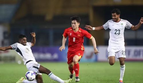 "Do mức giá bản quyền rất cao mà FIFA đưa ra, đến thời điểm hiện tại chưa có bất kỳ đài truyền hình nào tại Thái Lan sẵn sàng gửi đề nghị mua bản quyền".