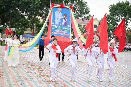 Chị Đặng Thị Hồng - Phó Trưởng Ban công tác Thanh thiếu nhi, cơ quan MTTQVN tỉnh Thanh Hóa cho biết, hè 2026, toàn tỉnh có 39 đơn vị tham gia Hội trại hè và 41 đơn vị tổ chức các hoạt động giao lưu, giải bóng đá, văn nghệ và hoạt động khác. Đây là một trong những địa phương luôn duy trì đều đặn, đảm bảo với nhiều chương trình hè cho thanh, thiếu nhi.