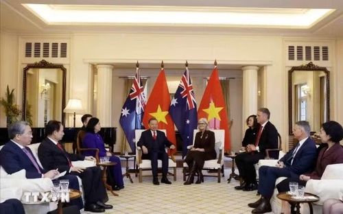 Cuộc hội kiến giữa hai nhà lãnh đạo tại Canberra. Ảnh: TTXVN