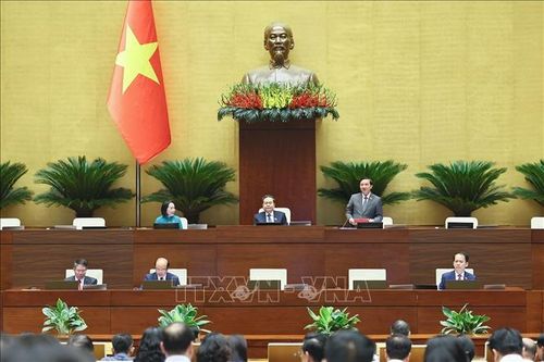 Phó Chủ tịch Quốc hội Nguyễn Khắc Định phát biểu. Ảnh: Doãn Tấn/TTXVN