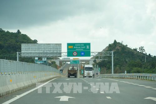 Dự án thành phần 3, cao tốc Khánh Hòa - Buôn Ma hiện xây lắp đạt gần 98%; giải ngân đạt trên 77% so với tổng số vốn được bố trí. Ảnh: Tuấn Anh – TTXVN