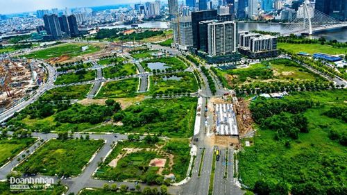  Việc hoàn thiện đồng bộ 4 tuyến đường chính được xem là một trong những yếu tố quan trọng đối với quá trình hình thành các khu chức năng tại Thủ Thiêm. Khi hệ thống giao thông được kết nối hoàn chỉnh, khả năng tiếp cận các khu thương mại, dịch vụ, văn phòng và nhà ở trong khu đô thị sẽ được cải thiện. 