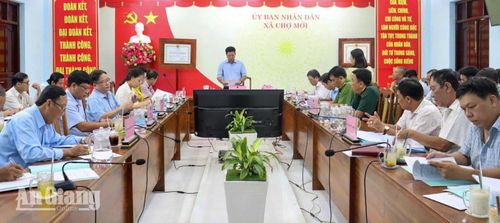 Quang cảnh cuộc họp triển khai kế hoạch.