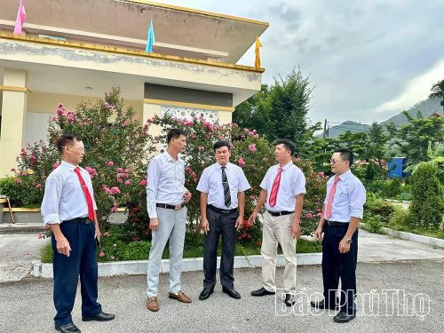 Hoạt động của Hội đồng họ Nguyễn hướng tới xây dựng cộng đồng đoàn kết, phát huy giá trị văn hóa dòng họ và đóng góp cho xã hội.