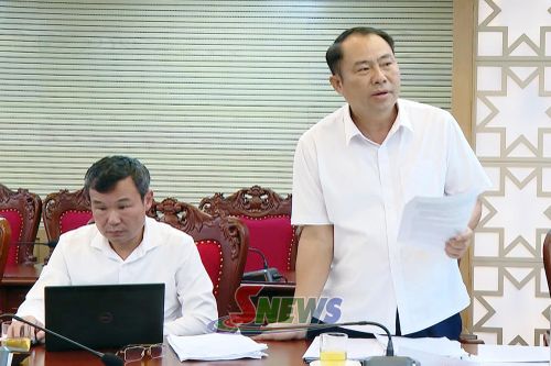 Lãnh đạo Chi cục Quản lý thị trường phát biểu tại cuộc làm việc.
