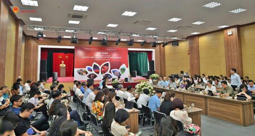 Quang cảnh hội thảo