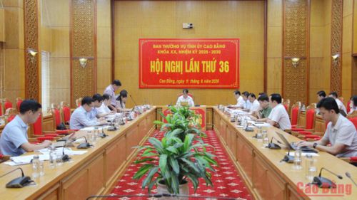 Toàn cảnh hội nghị.