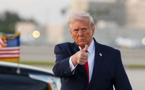 Tuy nhiên, sau đó ông Trump thông báo hủy kế hoạch tấn công để dành thêm thời gian cho việc đạt được “thỏa thuận hoàn chỉnh”.