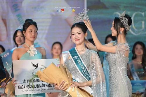 Khoảnh khắc đăng quang của Hoa khôi Charm of Law 2026