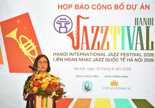 Bà Lê Thị Ánh Mai - Phó Giám đốc Sở Văn hóa, Thể thao và Du lịch Hà Nội kỳ vọng: Hanoi Jazztival sẽ mang theo một câu chuyện, và khi rời đi sẽ mang theo một hình ảnh tuyệt đẹp về Hà Nội. Mỗi khán giả sẽ có thêm một trải nghiệm khó quên về một Thủ đô bề dày truyền thống nhưng luôn tiên phong đón nhận những giá trị mới.