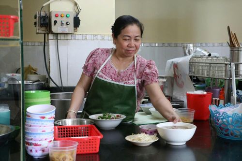  Bà Trương giữ công thức phở trong mấy chục năm. 