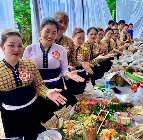Tết Xíp Xí cũng là dịp bà con người Thái trắng ở Phù Yên thể hiện lòng hiếu khách
