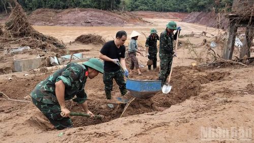 Năm 2025, toàn tỉnh Nghệ An ghi nhận 12 người thiệt mạng, 31 người, 705 nhà bị sập, hơn 106.000 nhà tốc mái, hư hỏng; hơn 13.350 hộ dân với hơn 41.600 nhân khẩu phải sơ tán do các đợt bão lũ.