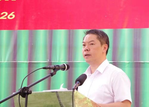 Đồng chí Đoàn Thanh Sơn, Tỉnh ủy viên, Phó Chủ tịch Ủy ban nhân dân tỉnh Lạng Sơn phát biểu tại buổi lễ. (Ảnh: Dương Nguyên)