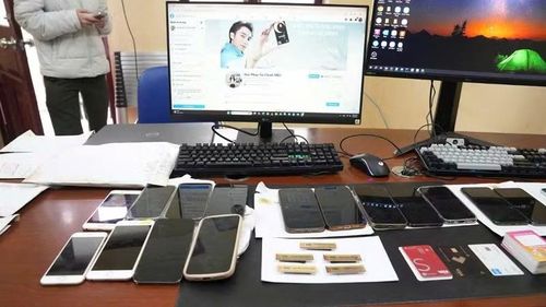 Tang vật của vụ án bị lực lượng Công an Quảng Ninh thu giữ. (Ảnh: Quốc Xã)