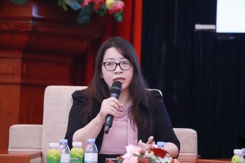 PGS.TS Bùi Thị Nhung, Phó Chủ tịch Hội Tiết chế Dinh dưỡng, nguyên Chủ nhiệm Khoa Dinh dưỡng học đường và ngành nghề, Viện Dinh dưỡng Quốc gia.