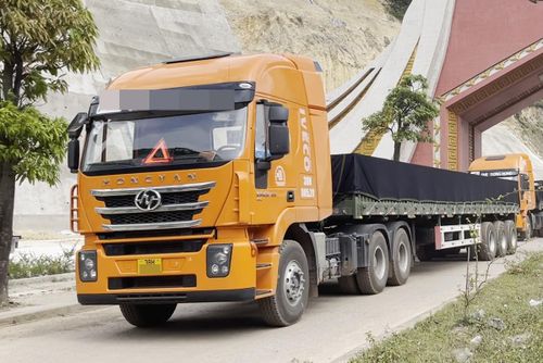 Phương tiện kinh doanh vận tải hàng hóa của Công ty CP tiếp vận SME DONGHONG.