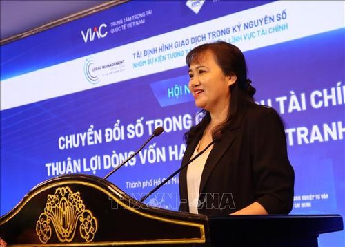 Bà Cao Thị Phi Vân, Phó Giám đốc Trung tâm Xúc tiến Thương mại & Đầu tư TP Hồ Chí Minh (ITPC), phát biểu khai mạc.