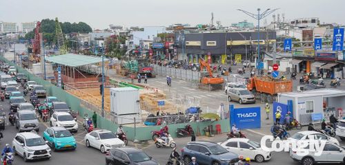 Metro số 2 (Bến Thành - Tham Lương).