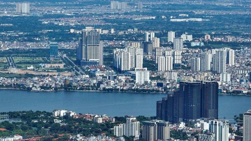 Điều mà các nhà đầu tư tìm kiếm không đơn thuần là “đất sạch”, mà là một hệ thống thông tin đủ minh bạch để có thể định giá tài sản, kiểm soát rủi ro và hoàn tất giao dịch trong thời gian hợp lý. Ảnh minh họa: Hoàng Anh