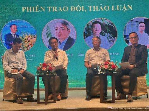 Đại diện các cơ quan quản lý tại phiên trao đổi, thảo luận.