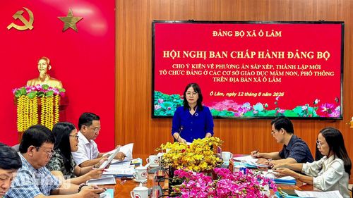 Ban Chấp hành Đảng bộ xã Ô Lâm họp lấy ý kiến phương án sáp nhập trường học trên địa bàn xã.