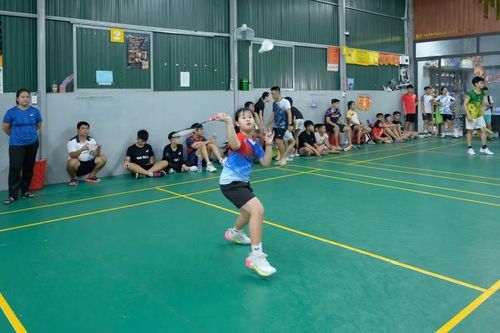 Minh Hy nuôi ước mơ trở thành tay vợt cầu lông chuyên nghiệp. Ảnh: Văn Ngọc