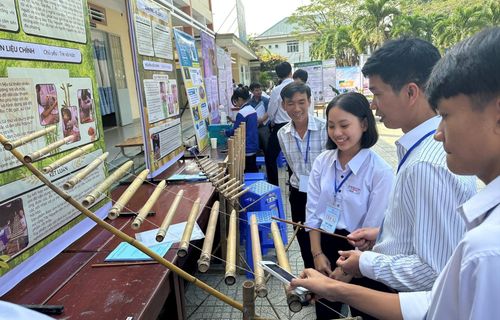 Sản phẩm STEM của Trường THPT Đạm Ri (xã Đạ Huoai 2)