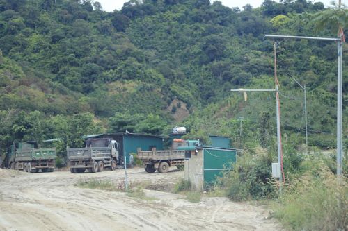 Tỉnh Lâm Đồng đang đưa ra nhiều giải pháp nhằm kéo giá vật liệu xây dựng, đặc biệt là cát về sát thực tế