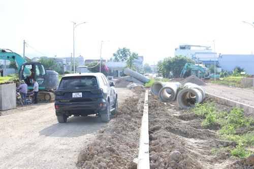 Việc thi công công trình đang được triển khai