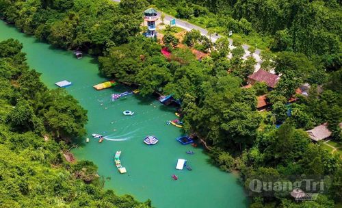Du lịch Phong Nha-Kẻ Bàng đã có bước phát triển tích cực, từng bước khẳng định vị thế là một trong những điểm đến du lịch tiêu biểu của Việt Nam - Ảnh: VQG PN-KB
