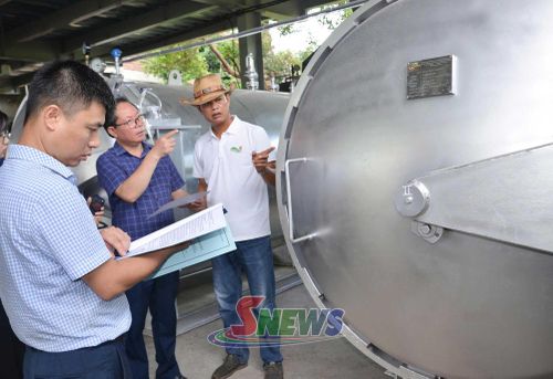 Máy sấy chân không của HTX Dịch vụ Phát triển Nông nghiệp 19/5, phường Vân Sơn.