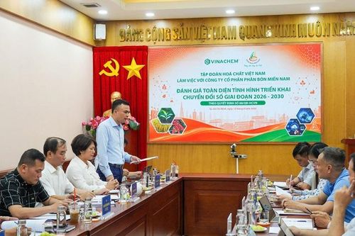 Phó Tổng Giám đốc Vinachem Đào Trọng Cường nhấn mạnh chuyển đổi số phải xuất phát từ thực trạng, xác định rõ mục tiêu và lộ trình phù hợp với từng doanh nghiệp