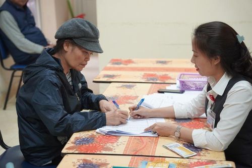 Các tỉnh thành điều chỉnh lịch chi trả lương hưu tháng 9. Ảnh minh họa