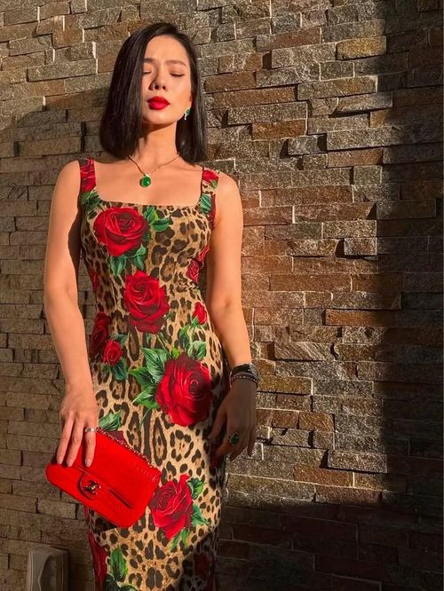 Từ trước đến nay, Lệ Quyên được biết đến là gương mặt nổi bật trong làng giải trí Việt. Đặc biệt với dòng nhạc bolero, Lệ Quyên đã thực sự thành công khi tạo ra chất riêng không lẫn với nghệ sĩ nào khác. Chính vì vậy, hiện tại cô là một trong những nữ ca sĩ được yêu mến nhất trong dòng nhạc này.