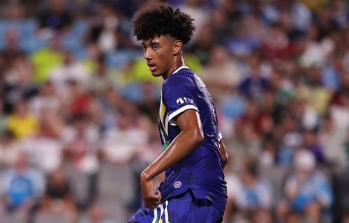 Hull City, tân binh Premier League, chi 13,5 triệu euro để chiêu mộ trung vệ 18 tuổi, Lucas Herrington từ Colorado, đội bóng đang thi đấu tại MLS.