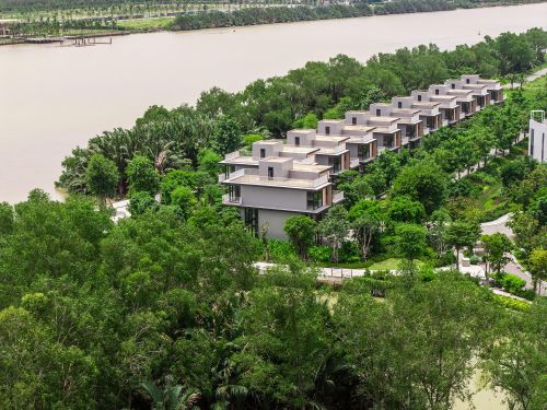  Phần lớn diện tích tại Ecovillage Saigon River dành cho cây xanh, mặt nước. Ảnh: Phong Anh. 
