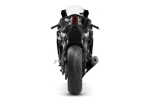 Yamaha R6 Race được phát triển dựa trên YZF-R6 phiên bản châu Âu đời 2020, nhưng được tinh chỉnh dành riêng cho hoạt động đua xe và chạy trên đường đua, không phải mẫu xe hợp pháp để lưu thông trên đường công cộng.