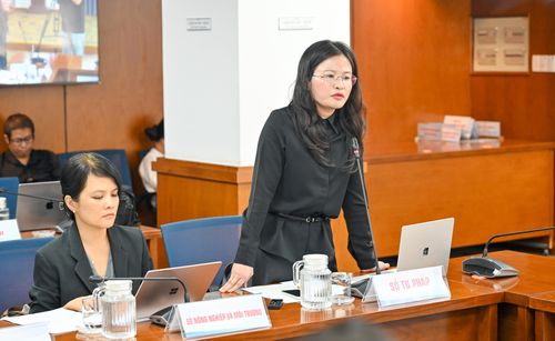  Đại diện Sở Tư pháp TPHCM thông tin tại họp báo 