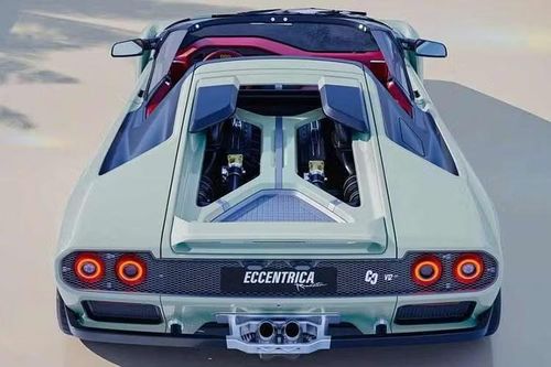 Trong khi quá trình phát triển được dẫn dắt bởi Maurizio Reggiani, cựu giám đốc kỹ thuật của Lamborghini, người từng làm việc trên các mẫu xe như Murciélago, Gallardo, Aventador và Huracán.