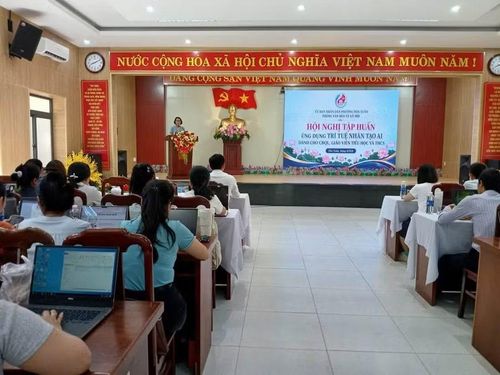 UBND phường Hòa Xuân (TP Đà Nẵng) tập huấn Ứng dụng Trí tuệ nhân tạo dành cho cán bộ quản lý, giáo viên Tiểu học & THCS.