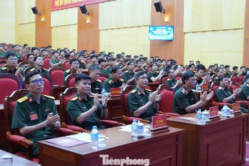 Dự khai mạc hội thi có lãnh đạo Học viện Hậu cần, Ban Thanh niên Quân đội và chỉ huy các cơ quan, đơn vị trong Học viện.
