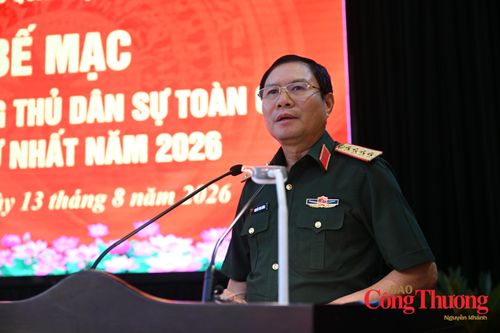 Đại tướng Nguyễn Tân Cương, Tổng Tham mưu trưởng Quân đội nhân dân Việt Nam, Thứ trưởng Bộ Quốc phòng phát biểu tại lễ bế mạc.