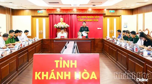 Thiếu tướng Phạm Hải Châu phát biểu tại buổi làm việc.